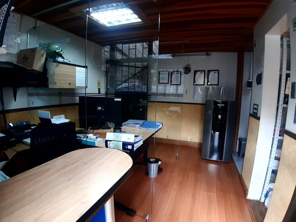 CASA PARA OFICINA O COMERCIO EN CEDRITOS en Colombia - Imagen 8