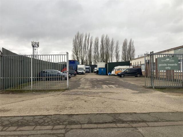 Pytchley Lodge Industrial Est, Pytchley Lodge Rd, … in Corby - Image 1