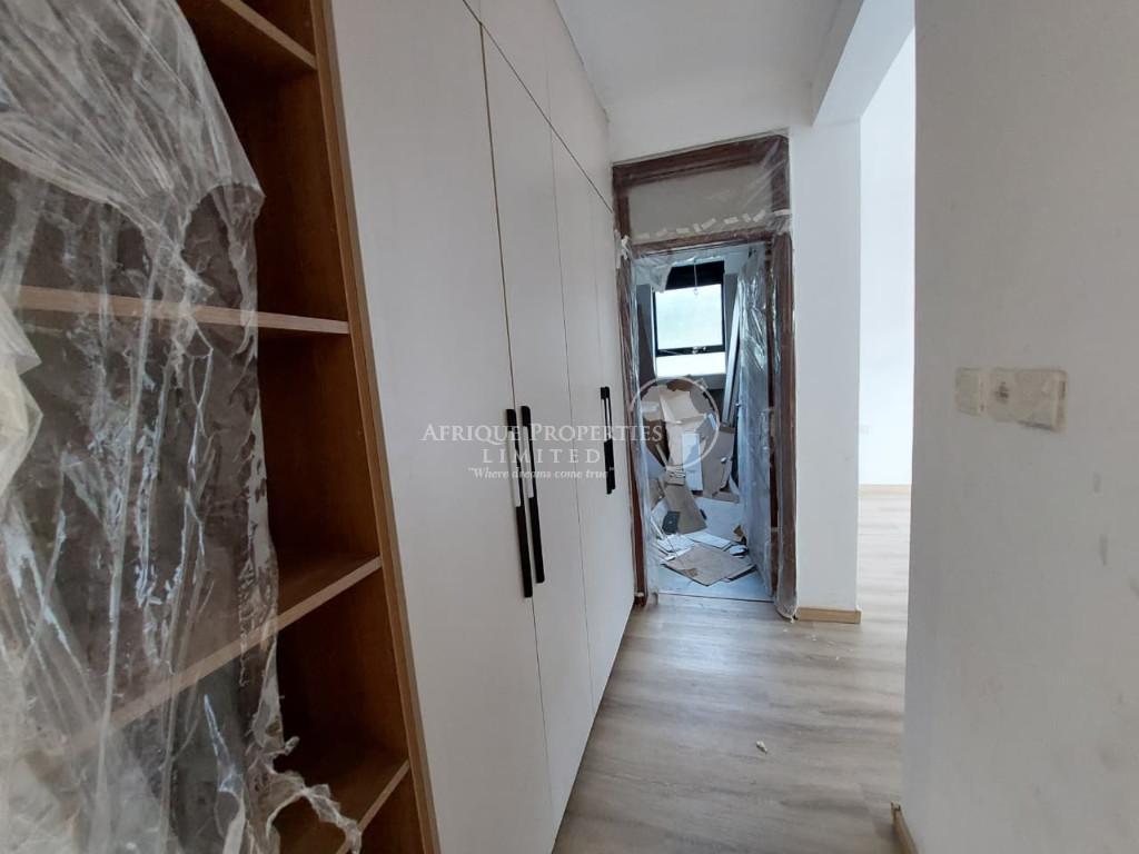 4 Bedroom All Ensuite Villa+Dsq For Rent In Muthaiga North in Nairobi - Image 11