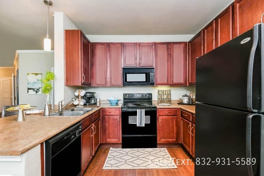 Spacious Style Meets Comfort | Move In Today! in Spring - Image 1