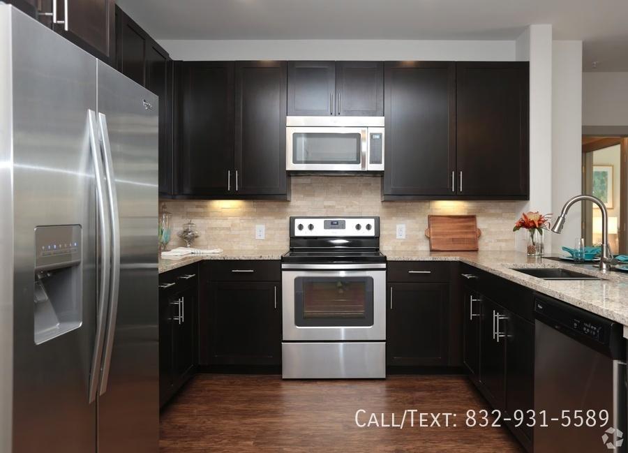One Month Free + Prime Location! in Spring - Image 1