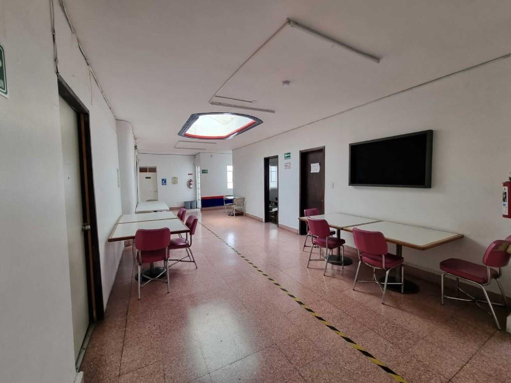 SE RENTA OFICINA EN LA COL. JARDIN BALBUENA en México - Imagen 1