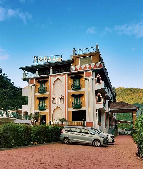 Luxury Resort in Rishikesh | Riverside Stay at Tiaraa Hotels in Rishīkesh - Image 1