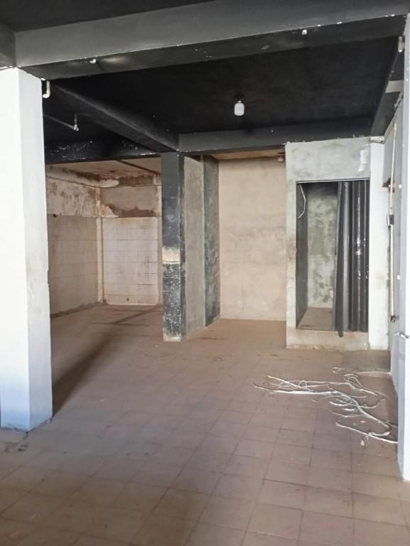 VENTA DE EDIFICIO CON LOCAL COMRCIAL en Lecherías - Imagen 4