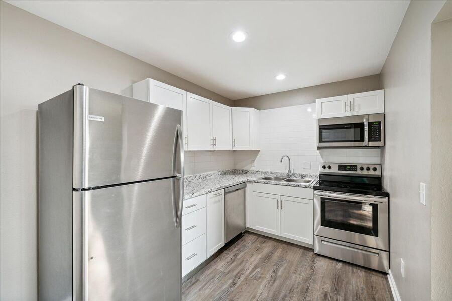 4040-80 Royer Rd - 37 in Toledo - Image 1