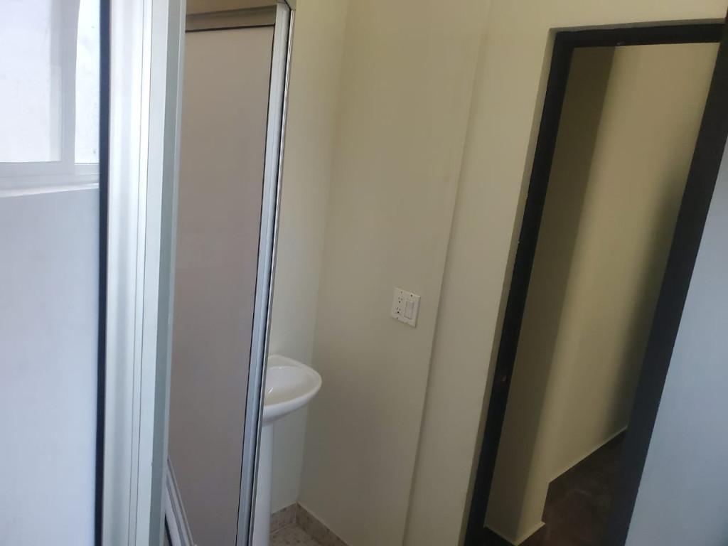 ESTUDIO HERMOSO EN RENTA AMUEBLADO PRIVADA MONTE CARLOS en Alexandria - Imagen 14
