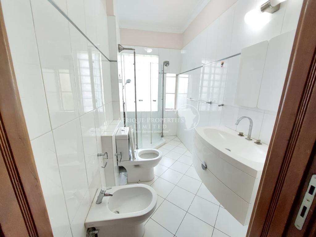 4 Bedroom All Ensuite Home+Guest Wing For Rent In Runda in Kenya - Image 13