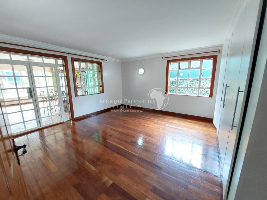 4 Bedroom All Ensuite Home+Guest Wing For Rent In Runda in Kenya - Image 9