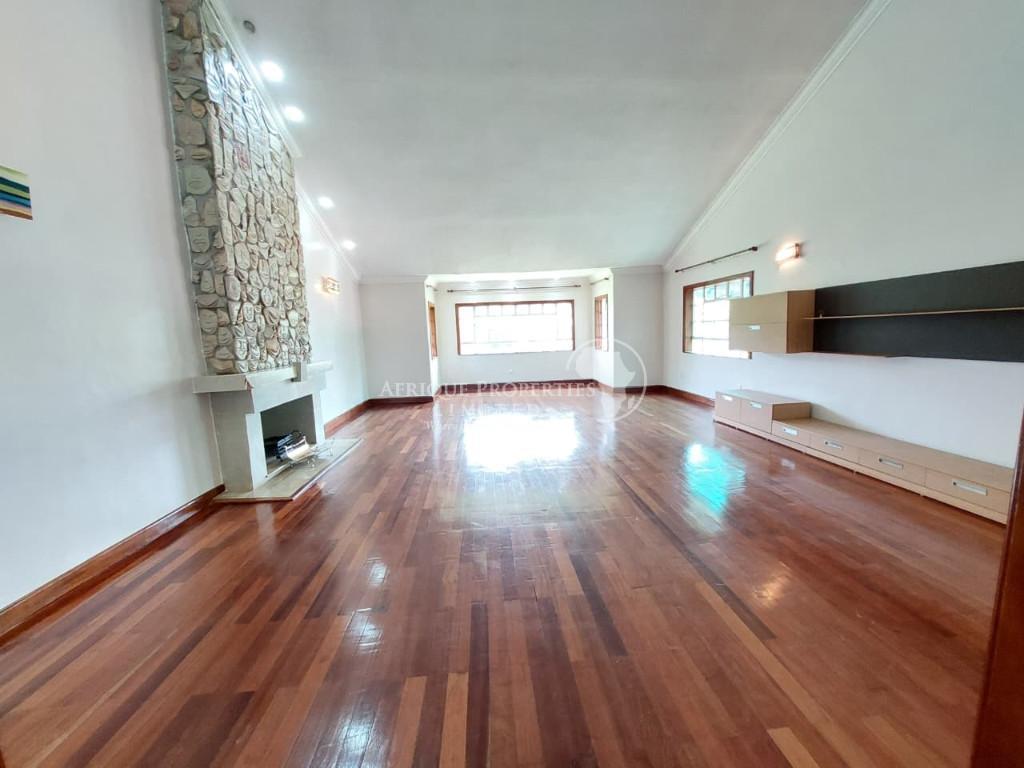 4 Bedroom All Ensuite Home+Guest Wing For Rent In Runda in Kenya - Image 2