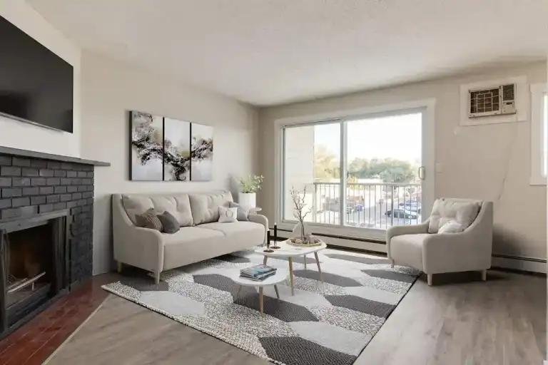 Matthew Manor in Medicine Hat - Image 1