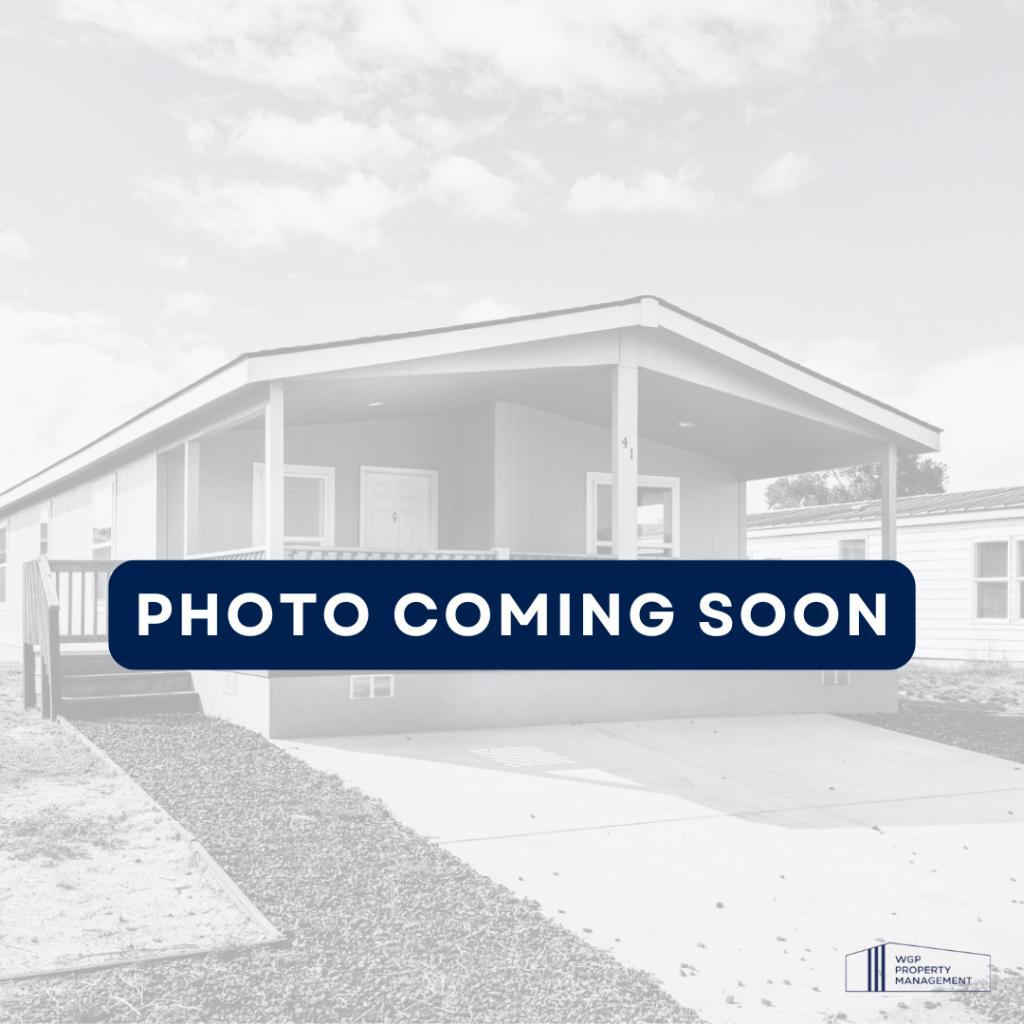 Spacious 2 Bed/ 1 Bath Apartment For Rent! in Medford - Image 1