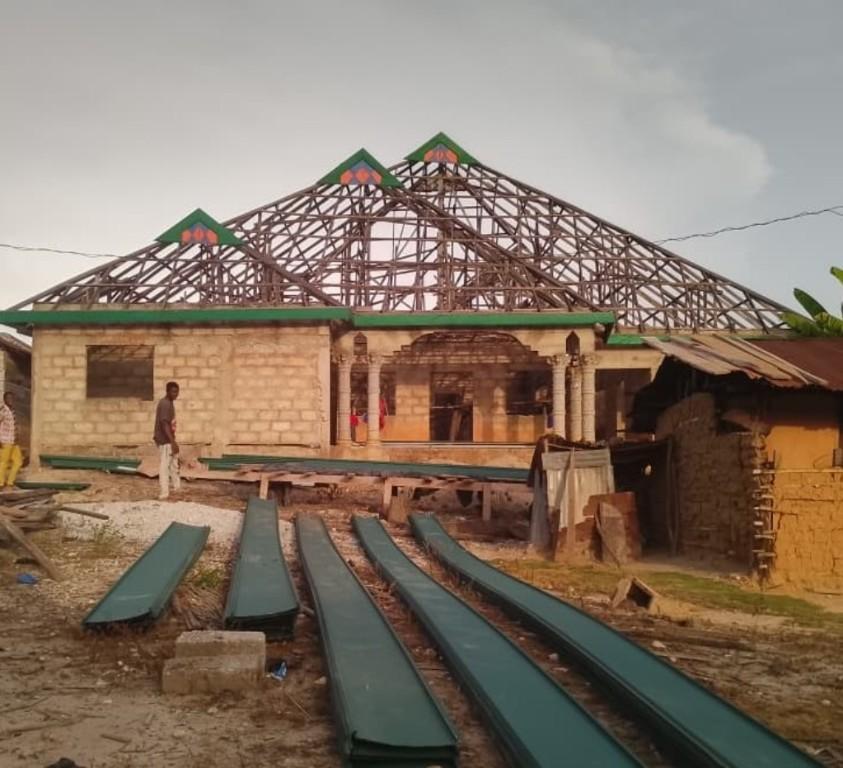O A ROOFING SYSTEM the room except in Tafo - Image 4