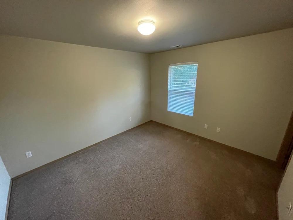 Beautiful Single Family Home For Rent in Seattle - Image 5