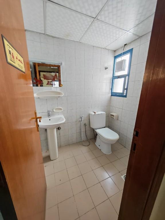 Office for Rent in Al Rigga | Prime Location | 1,000 SQFT in United Arab Emirates - Image 4
