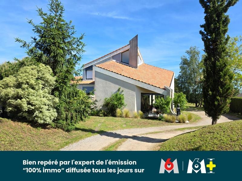 MAISON D’ARCHITECTE AVEC PISCINE – VOLUMES EXCEPTIONNELS & … à Couëron - Photo 1