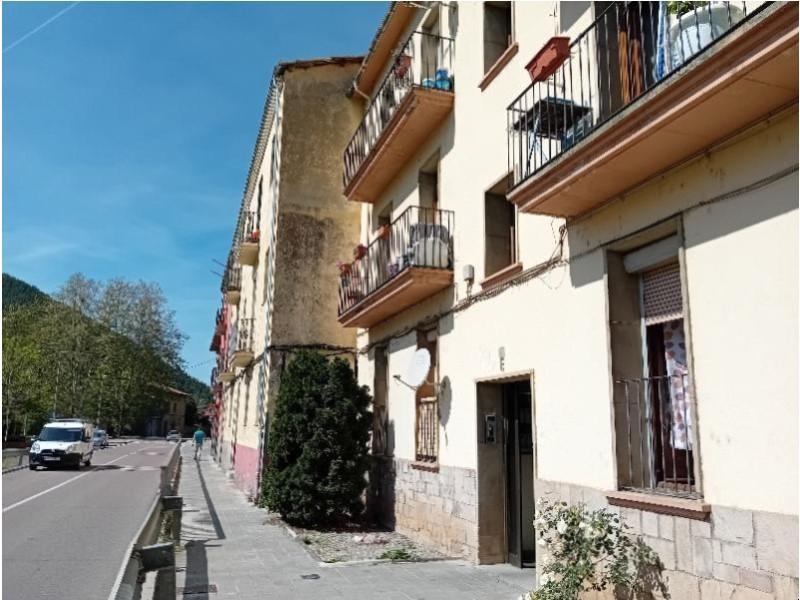 Piso 3 habitaciones, Triplex Venta Ripoll en Olot - Imagen 1