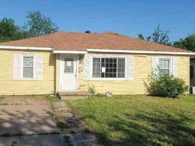 N 4th St in Enid - Image 1