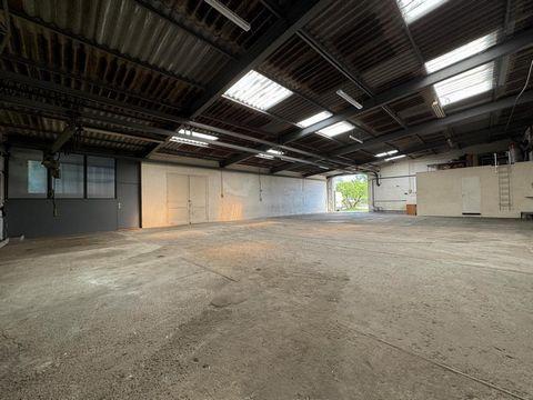 Entrepot 275 m² à Bègles - Photo 1