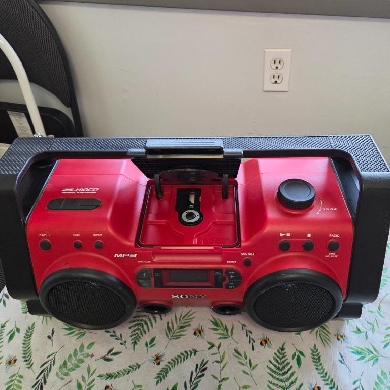 Sony Stereo BoomBox for Sale in Calgary - Image 3