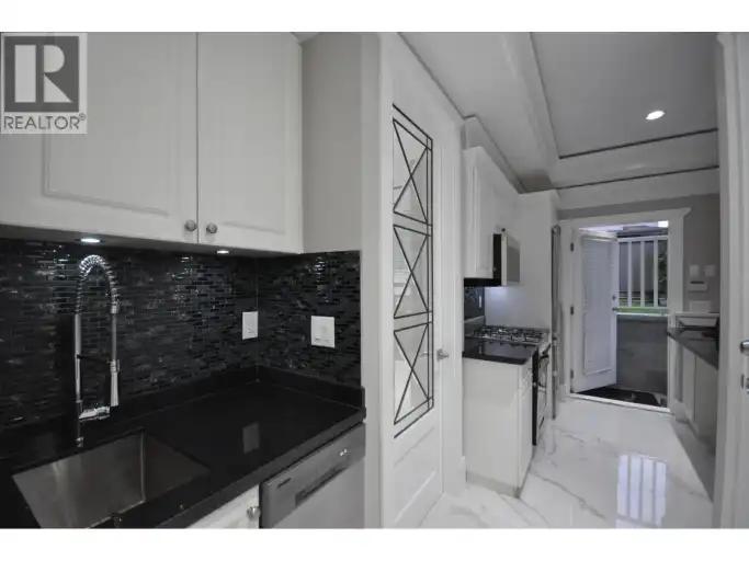 7505 KINGSWAY in New Westminster - Image 1