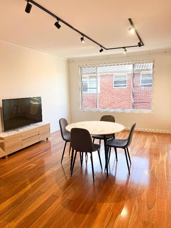 InnerWest 2Br + 1 Study Stylish Apartment For Rent - 625 PW in Hurstville Grove - Image 2