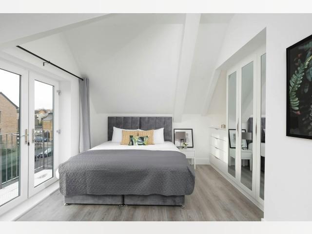 Apartment for rent in London England) in Enfield - Image 1
