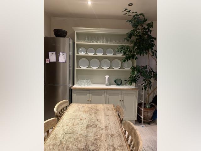 Room for rent in London-Wimbledon England) in Wimbledon - Image 1
