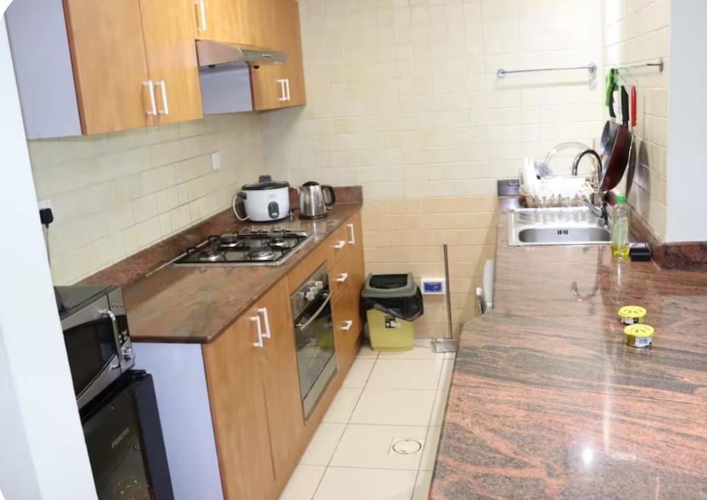 FULLY FURNISHED 1BHK FOR RENT IN DUBAI MARINA in Dubai - Image 4