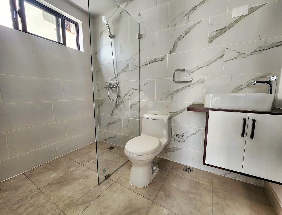 DOS HABITACIONES ROOFTOP CON PISCINA LA ESMERALDA STGO. en Gurabo al Medio - Imagen 3