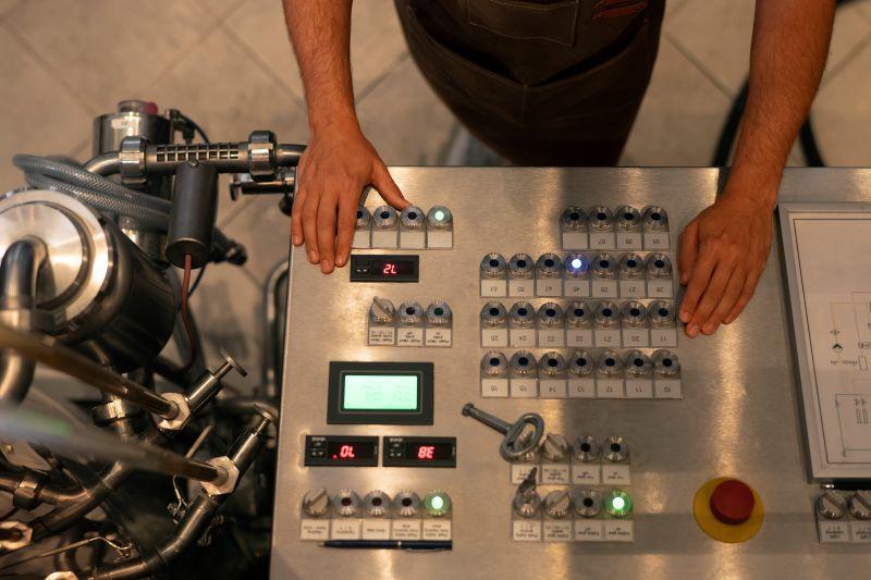 Hydraulic Servo System High-Precision Control for Powerful in India - Image 1