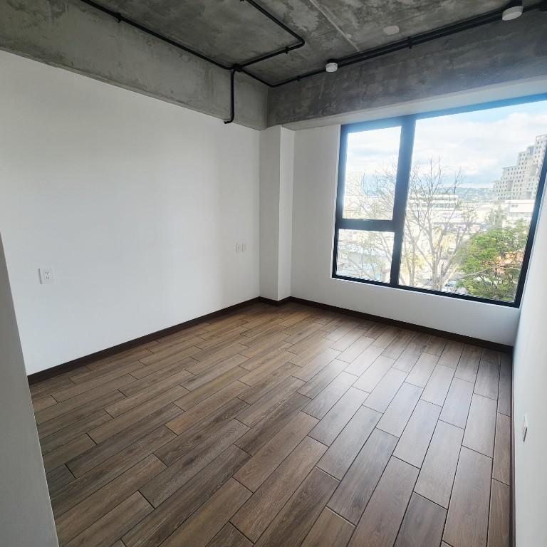 APARTAMENTO MODERNO EN VENTA O RENTA, ZONA 4 en Ciudad de Guatemala - Imagen 4