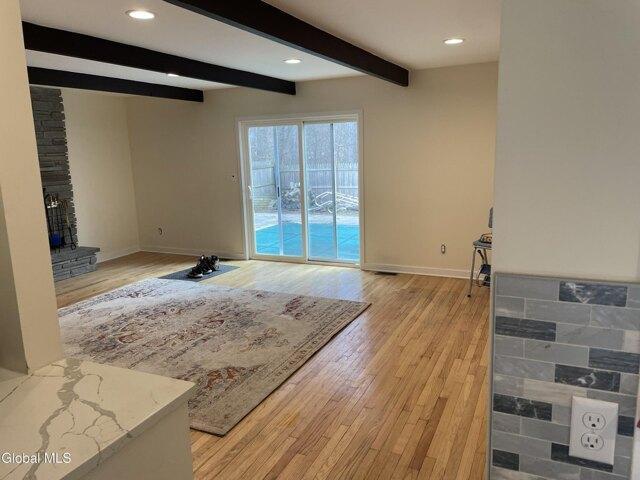 Richards Dr, Colonie, Home For Rent in Albany - Image 1