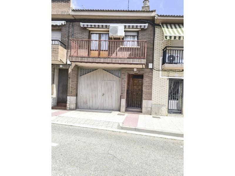 CASA IDEAL PARA FAMILIAS en Zaragoza - Imagen 1