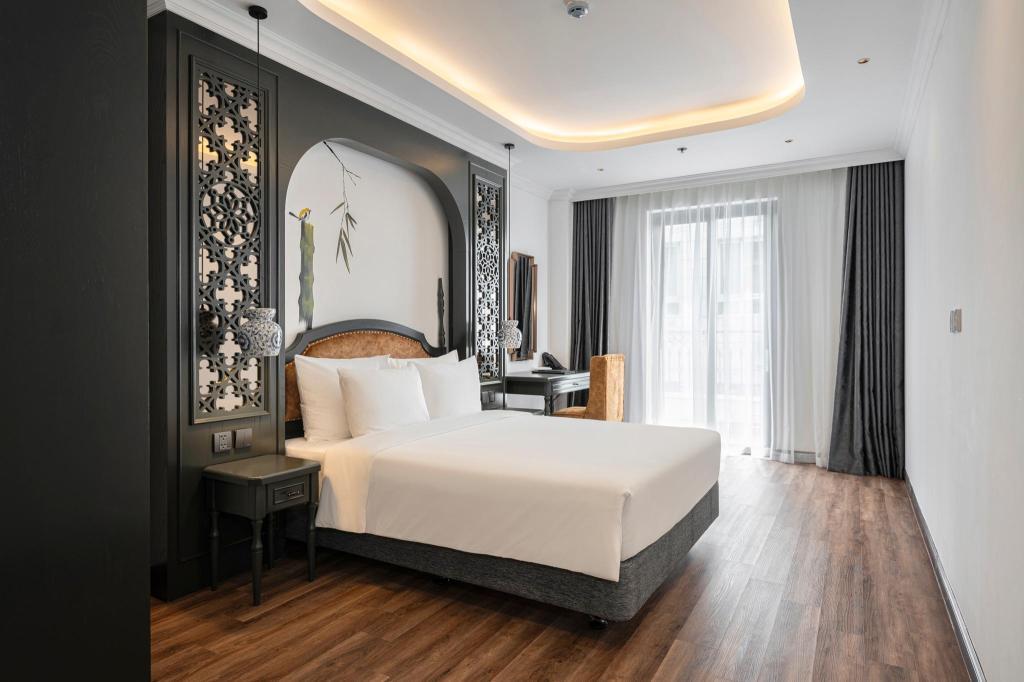 Eli Rina Hotel in Vietnam - Image 1