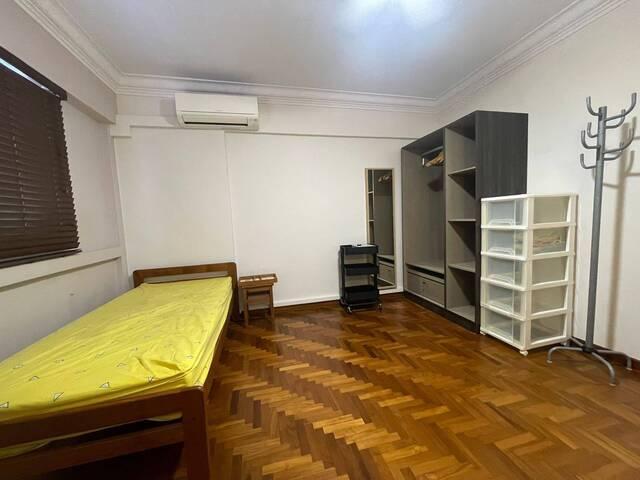 Common Room @ Pipit Rd BLK 53! NO AGENT FEES! in Geylang - Image 1
