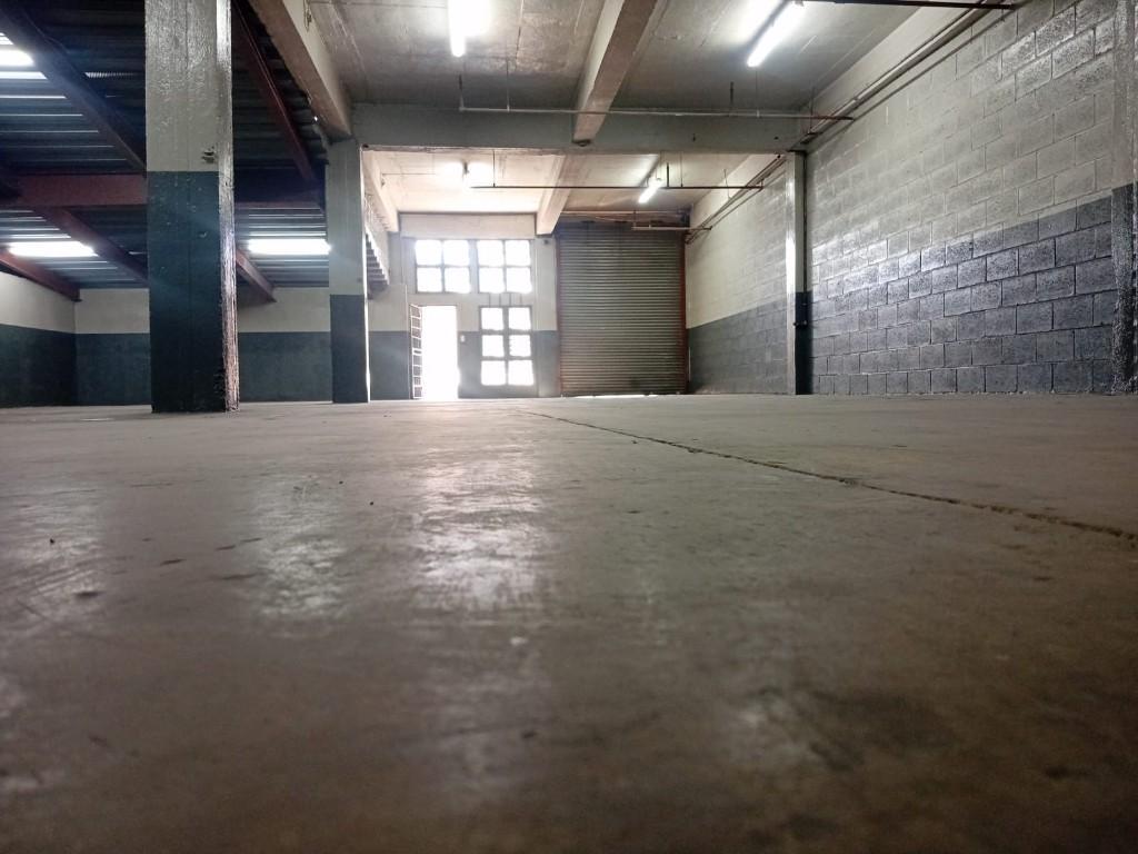 H5 – 270m² Factory, Warehouse, Distribution Space To Let in Johannesburg - Image 3