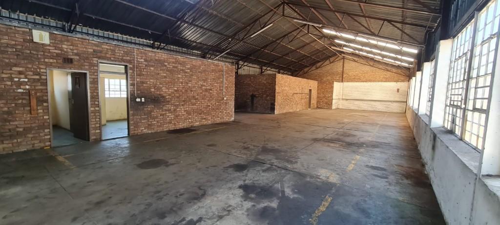 BC2 – 305m² Warehouse, Workshop, Factory Space To Let in South Africa - Image 5