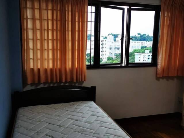 Room - Bukit Merah in Newton - Image 1