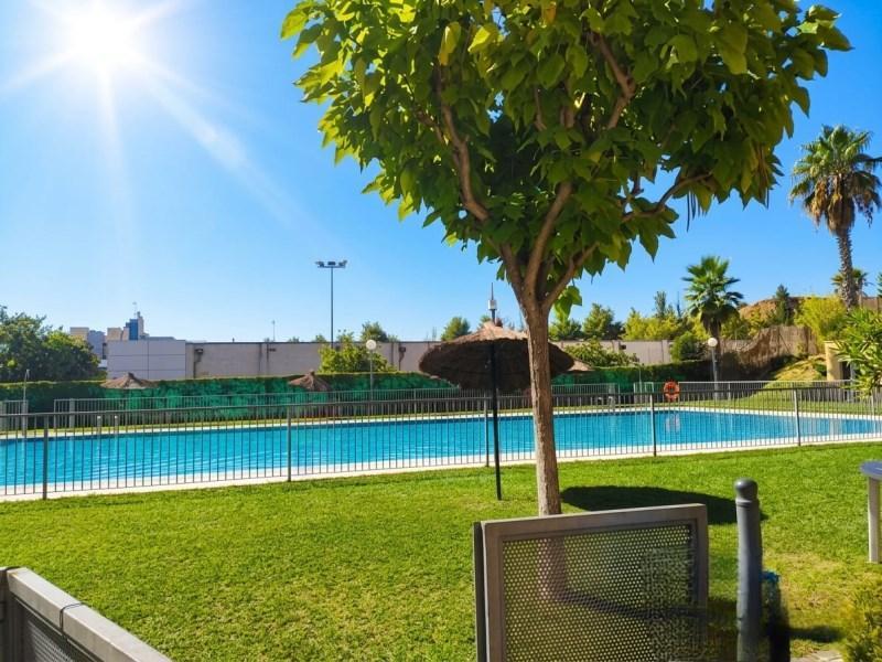 CTRA VALVERDE CON PISCINA en Badajoz - Imagen 1
