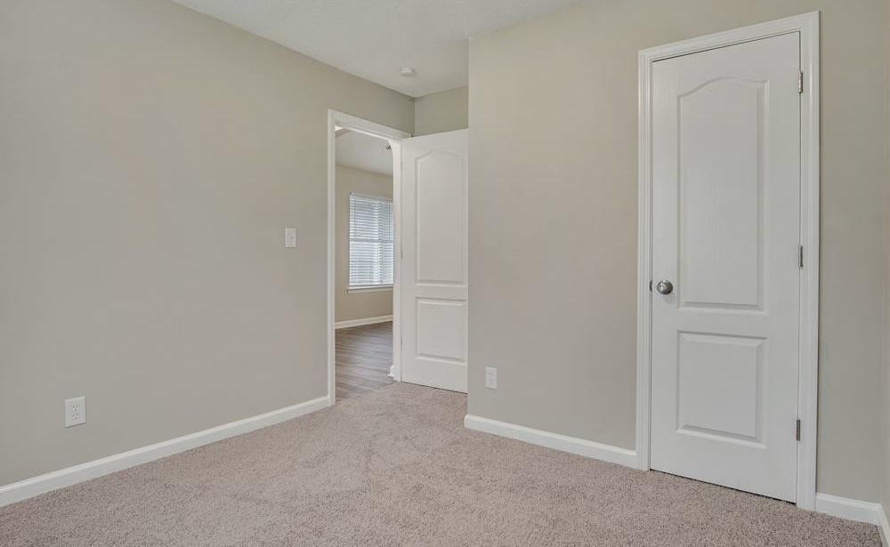 Beautiful Move-In Ready Single Family Home in United States - Image 6