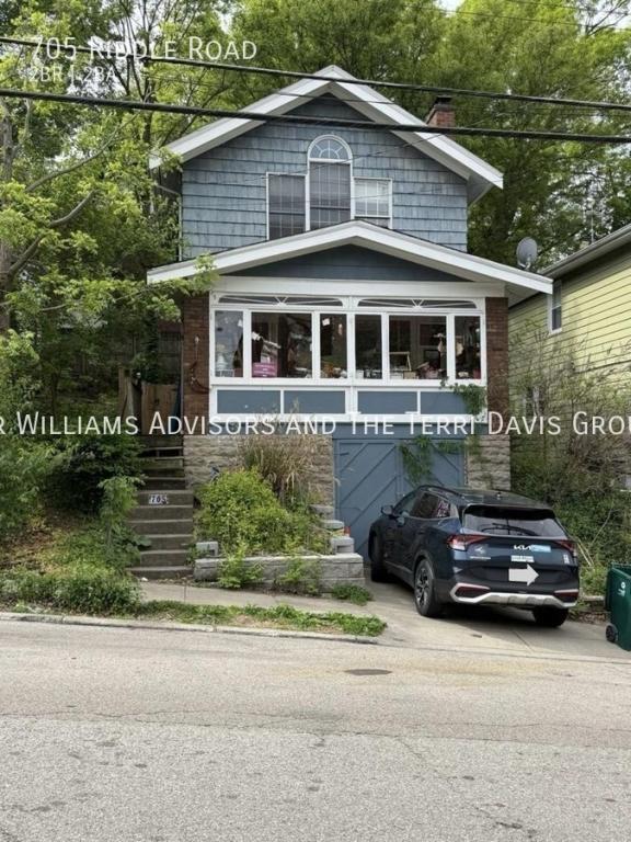 705 Riddle Road in Cincinnati - Image 1