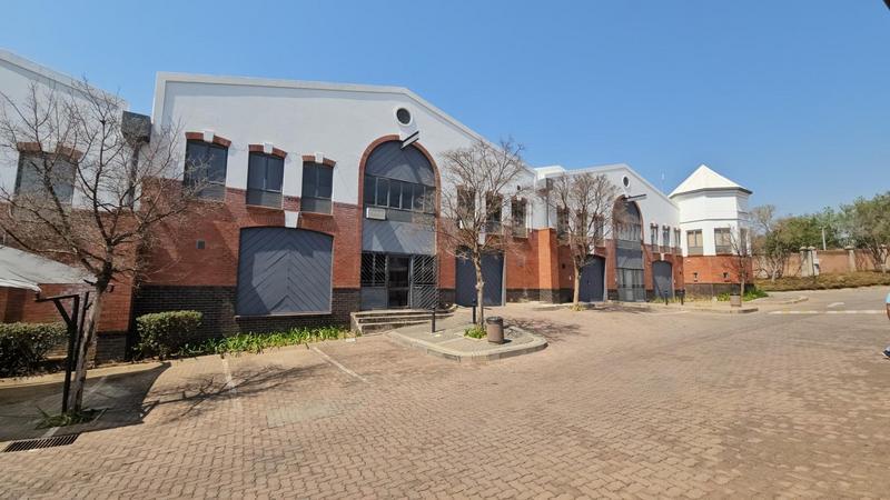 Industrial 2030-ref-18459 for Rent in Randjespark, Midrand in Tembisa - Image 1