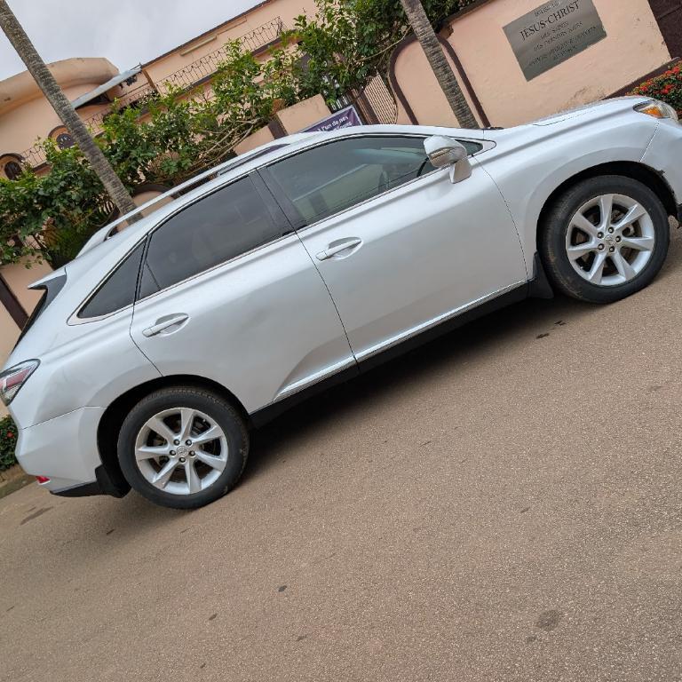 Lexus RX -350 ANNÉE 2012 DEJA IMMATRICULÉ au Cameroun - Photo 2