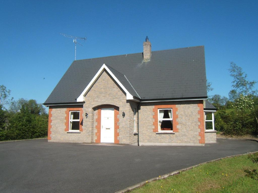 Dillon’s Cottage in Ireland - Image 1