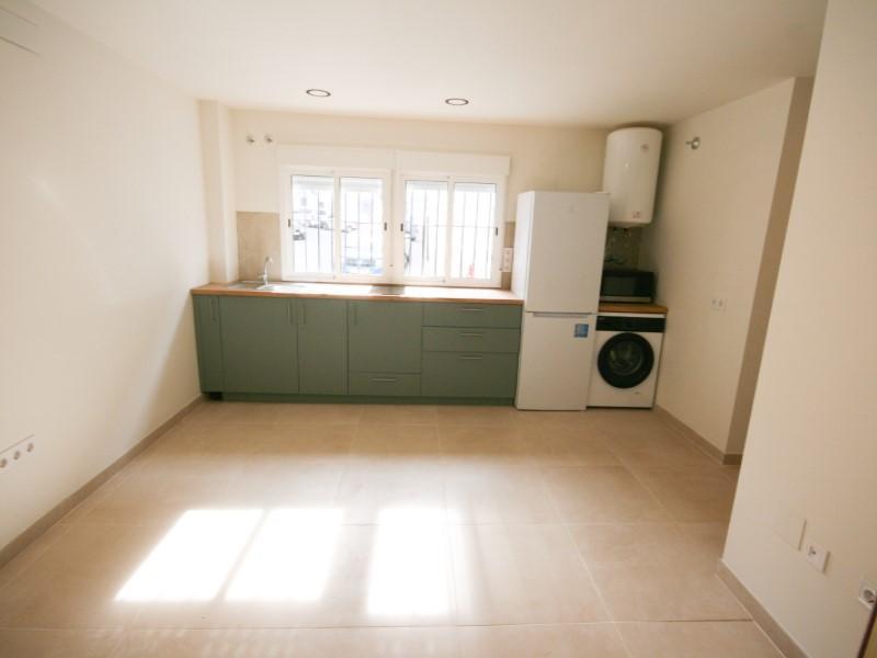 APARTAMENTO DE 1 HABITACION en Coín - Imagen 1