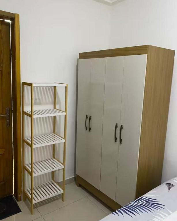 STUDIO MEUBLE AKWA DOUALA au Cameroun - Photo 4