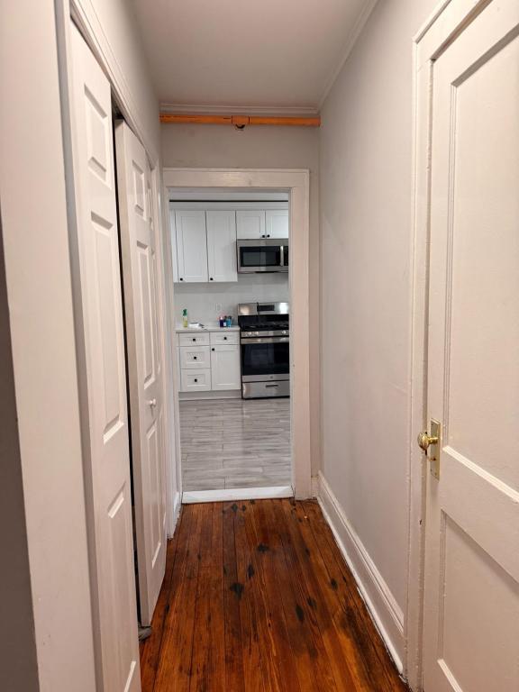 67 Dobbs Ferry Rd , White Plains in Greenburgh - Image 1