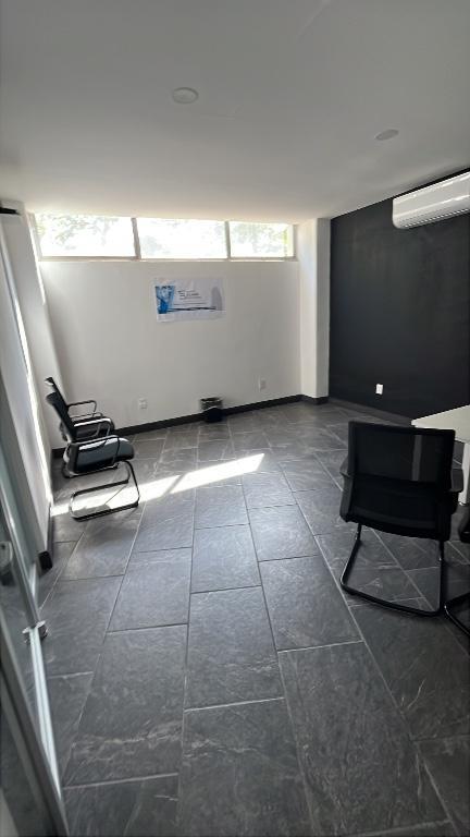 OFICINA PRIVADA EN ESPACIO COMERCIAL SERVICIOS INCLUIDOS en Puerto Vallarta - Imagen 2