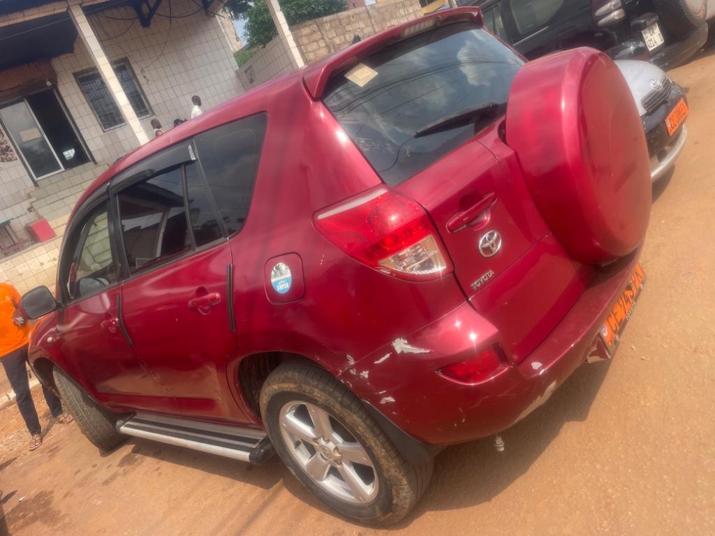 Toyota Rav4 AWD 2008 version Europe au Cameroun - Photo 3