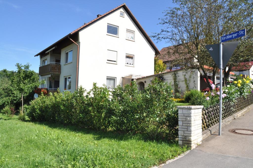 Dachgeschoss-Wohnung in Backnang - Bild 1